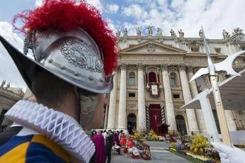 'Chierichetti' del Papa, altri tre presunti abusi 'Chierichetti' del Papa, altri tre presunti abusi