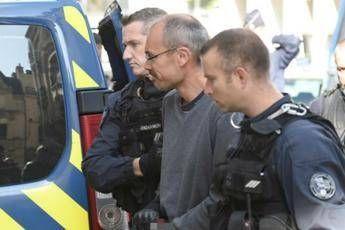 G8, Francia scarcera il no global Vecchi G8, Francia scarcera il no global Vecchi