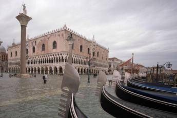 Acqua alta a Venezia, atteso nuovo picco marea Acqua alta a Venezia, atteso nuovo picco marea