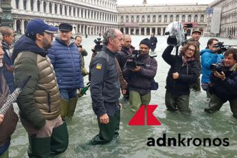 Venezia, Salvini: Città grida aiuto, completare il Mose