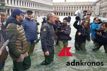 Venezia, Salvini: Città grida aiuto, completare il Mose Venezia, Salvini: Città grida aiuto, completare il Mose