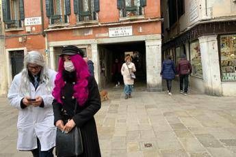 Coronavirus, da acqua alta a stop Carnevale: Anno nero Venezia Coronavirus, da acqua alta a stop Carnevale: Anno nero Venezia