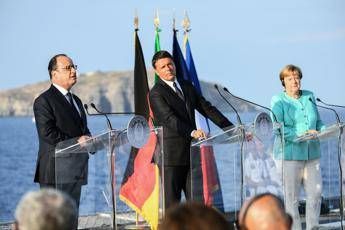 Vertice Ventotene, Renzi: L'Europa non finisce con la Brexit /Foto - Video Vertice Ventotene, Renzi: L'Europa non finisce con la Brexit /Foto - Video