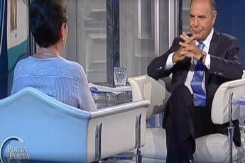 M5S: Da Vespa leggerezza, ora accertamenti in sedi opportune M5S: Da Vespa leggerezza, ora accertamenti in sedi opportune
