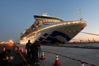 Coronavirus, forse un italiano positivo su Diamond Princess Coronavirus, forse un italiano positivo su Diamond Princess