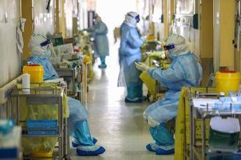 Coronavirus, salgono a 33 i medici morti Coronavirus, salgono a 33 i medici morti