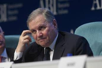 Bce, Visco: Dobbiamo gestire dissenso ed essere più trasparenti Bce, Visco: Dobbiamo gestire dissenso ed essere più trasparenti