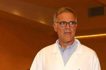 Zangrillo: Seconda ondata virus? Nessuno lo sa, immaginiamo di no Zangrillo: Seconda ondata virus? Nessuno lo sa, immaginiamo di no
