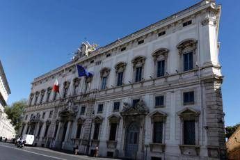 Consulta: Carcere per giornalisti solo se diffamazione incita a odio e violenza