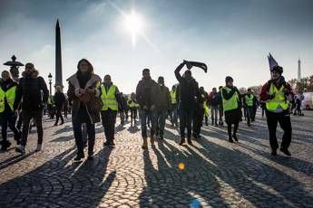 Continua la rivolta dei gilet gialli Continua la rivolta dei gilet gialli