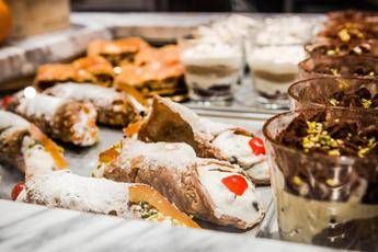 Con Etna Food Academy apre a Catania una 'palestra gastronomica' Con Etna Food Academy apre a Catania una 'palestra gastronomica'