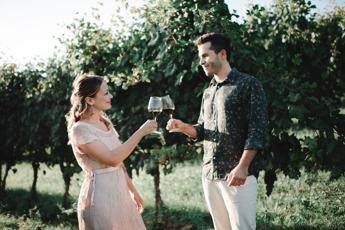 Dalle Langhe alla Cina sommelier-imprenditori promuovono 'wine&hospitality' Dalle Langhe alla Cina sommelier-imprenditori promuovono 'wine&hospitality'