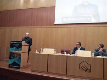 Federmanager: nel 2016 cresce numero manager nell'industria, +1% Federmanager: nel 2016 cresce numero manager nell'industria, +1%