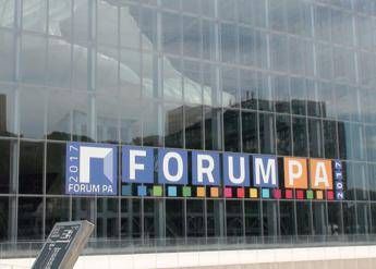 Forum Pa: Camere commercio Crotone e Vibo Valentia premiate per 'Insider' Forum Pa: Camere commercio Crotone e Vibo Valentia premiate per 'Insider'