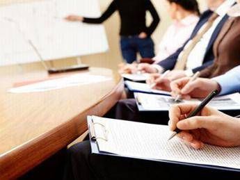 Incontro a Pavia, sinergia tra manager pubblici e privati per rilanciare il Paese Incontro a Pavia, sinergia tra manager pubblici e privati per rilanciare il Paese