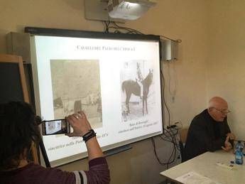 A lezione di cavalli da Palio a Siena con alternanza scuola-lavoro A lezione di cavalli da Palio a Siena con alternanza scuola-lavoro