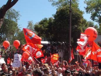 Cgil, Cisl, Uil, parte la nuova fase di mobilitazione Cgil, Cisl, Uil, parte la nuova fase di mobilitazione