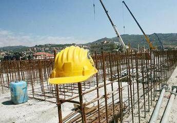 Costruzioni, a febbraio battuta d'arresto produzione: -3,4% Costruzioni, a febbraio battuta d'arresto produzione: -3,4%