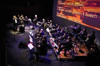 Micalizzi: Le chiamavano colonne sonore tra nostalgia e divertimento Micalizzi: Le chiamavano colonne sonore tra nostalgia e divertimento