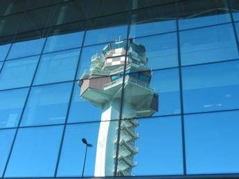 Alitalia: azienda, condivisione tutte sigle essenziale per accordo Etihad Alitalia: azienda, condivisione tutte sigle essenziale per accordo Etihad