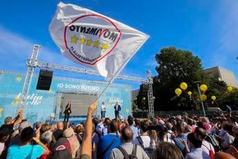 M5S, 120mila euro da Italia 5 Stelle a Rousseau: esposto in procura M5S, 120mila euro da Italia 5 Stelle a Rousseau: esposto in procura