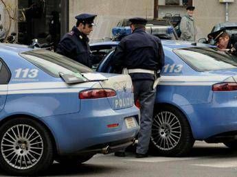 Furti a donne e anziani nella capitale, la squadra mobile di Roma ha disarticolato una gang di sudamericani Furti a donne e anziani nella capitale, la squadra mobile di Roma ha disarticolato una gang di sudamericani
