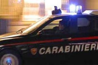 Bomba esplode vicino casa della madre di ex consigliere di Modugno, nessun ferito Bomba esplode vicino casa della madre di ex consigliere di Modugno, nessun ferito