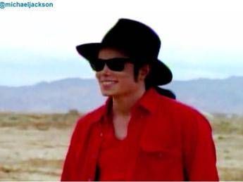 Il mito Michael Jackson rivive nel video di 'A place with no name': lanciato su Twitter Il mito Michael Jackson rivive nel video di 'A place with no name': lanciato su Twitter