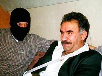 Siria: appello di Ocalan a curdi di Turchia, andate a combattere l'Is Siria: appello di Ocalan a curdi di Turchia, andate a combattere l'Is