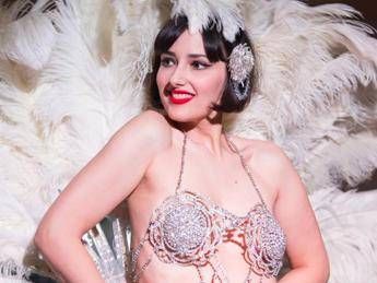 Il Burlesque al carnevale di Venezia con Grace Hall al Ballo del Doge Il Burlesque al carnevale di Venezia con Grace Hall al Ballo del Doge
