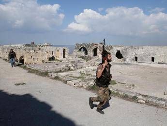 Siria, metà Paese in mano all'Is Matthiae: Occidente non tutela patrimonio Palmira /Video Siria, metà Paese in mano all'Is Matthiae: Occidente non tutela patrimonio Palmira /Video