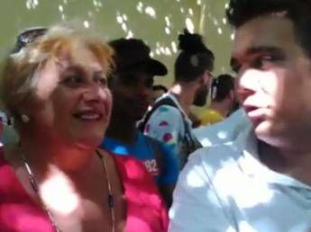 GF 14, in tantissimi a Roma per i provini: in fila anche nonna Loretta /Video GF 14, in tantissimi a Roma per i provini: in fila anche nonna Loretta /Video