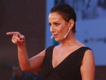 Anna Kanakis: Oggi sono fiera di essere greca Anna Kanakis: Oggi sono fiera di essere greca