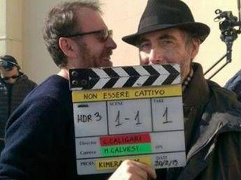 Mastandrea: In corsa per l'Oscar da outsider, con la forza di Caligari Mastandrea: In corsa per l'Oscar da outsider, con la forza di Caligari