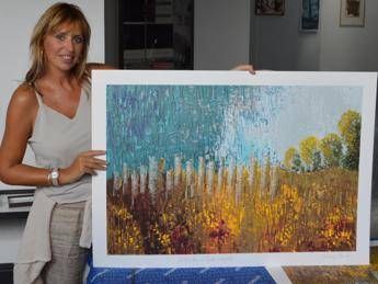 'Visioni' di Alessandra Mussolini alla galleria Plus Arte Puls di Roma 'Visioni' di Alessandra Mussolini alla galleria Plus Arte Puls di Roma