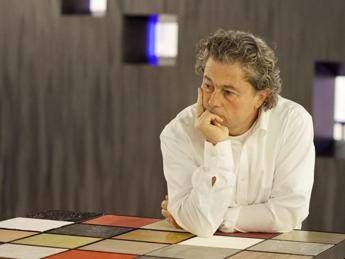 Oikos tra le '100 Eccellenze Italiane', premiata la ricerca sul colore Oikos tra le '100 Eccellenze Italiane', premiata la ricerca sul colore