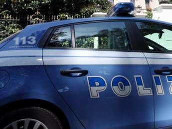 Como, lei rifiuta le sue avance e lui comincia a perseguitarla: arrestato Como, lei rifiuta le sue avance e lui comincia a perseguitarla: arrestato