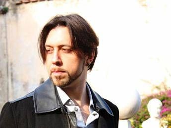 Da marzo 'Memories', l'album del pianista Alberto Pizzo con la direzione del maestro Bacalov Da marzo 'Memories', l'album del pianista Alberto Pizzo con la direzione del maestro Bacalov