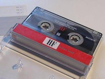 Tornano di moda le cassette, quando la musica dipendeva da quel nastro... Tornano di moda le cassette, quando la musica dipendeva da quel nastro...