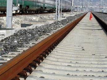Scontro treni, su Twitter esplode la polemica sul 'binario unico' Scontro treni, su Twitter esplode la polemica sul 'binario unico'