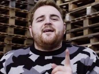 Educazione ambientale al Concertone, Blebla sul palco con il rap 'Non mi rifiuto' Educazione ambientale al Concertone, Blebla sul palco con il rap 'Non mi rifiuto'