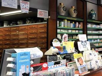 Cresce la spesa per i farmaci, 500 euro a cittadino nel 2015 Cresce la spesa per i farmaci, 500 euro a cittadino nel 2015