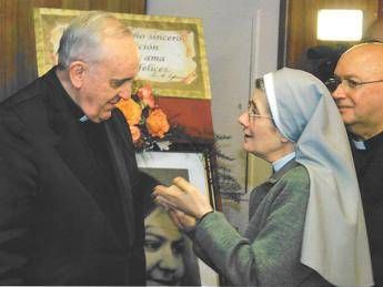 Eufrasia, verso gli altari la suora cara al Papa: proteggerà migranti calabresi Eufrasia, verso gli altari la suora cara al Papa: proteggerà migranti calabresi