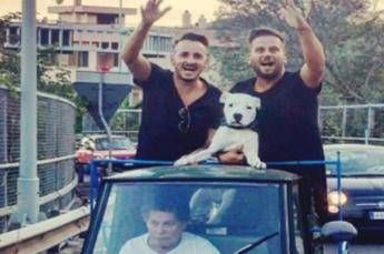 'Andiamo a comandare' diventa 'Andiamo a Praia a Mare', la parodia Made in Naples /Video 'Andiamo a comandare' diventa 'Andiamo a Praia a Mare', la parodia Made in Naples /Video