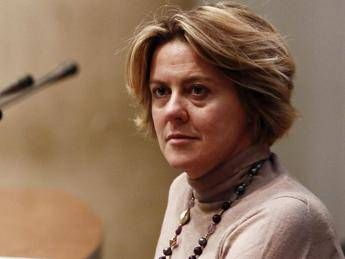 Lorenzin: Lotta al cancro è priorità del Ssn Lorenzin: Lotta al cancro è priorità del Ssn