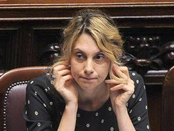 Pa, Madia: Senza riforma aumenti più difficili ma andiamo avanti Pa, Madia: Senza riforma aumenti più difficili ma andiamo avanti