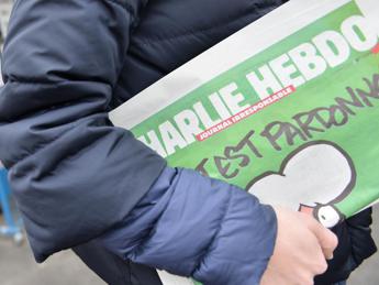Charlie Hebdo ripubblica le caricature di Maometto: Non rinunceremo mai