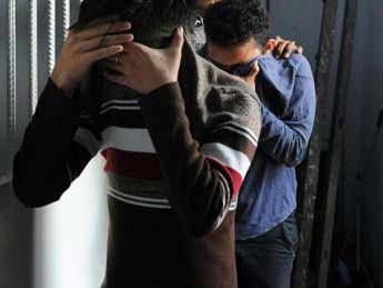 Indonesia, partecipavano a una festa gay: arrestati in 141 Indonesia, partecipavano a una festa gay: arrestati in 141