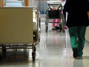 Infezioni ospedaliere, Italia maglia nera in Europa Infezioni ospedaliere, Italia maglia nera in Europa