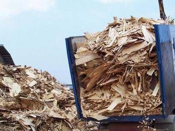 Il riciclo del legno, un caso di successo made in Italy Il riciclo del legno, un caso di successo made in Italy